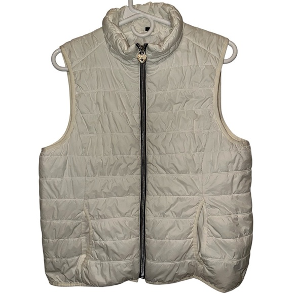 Guess Jackets & Blazers - EUC Guess Cream Quilted Puffer Vest Lightweight